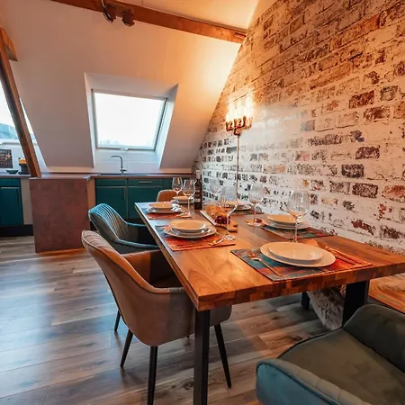 Exklusives Loft - Stylisch - Gemuetlich - Citynah Apartman