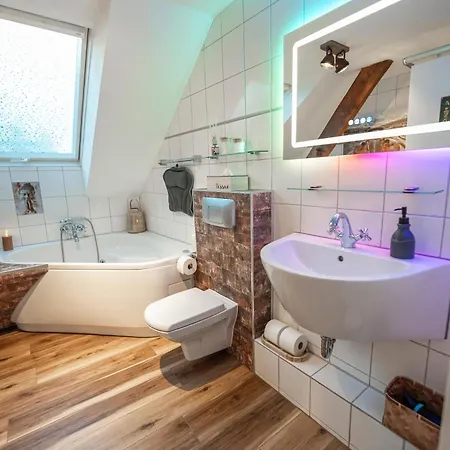 Design Loft Mit Whirlpool - Einzigartig & Citynah Lejlighed *
